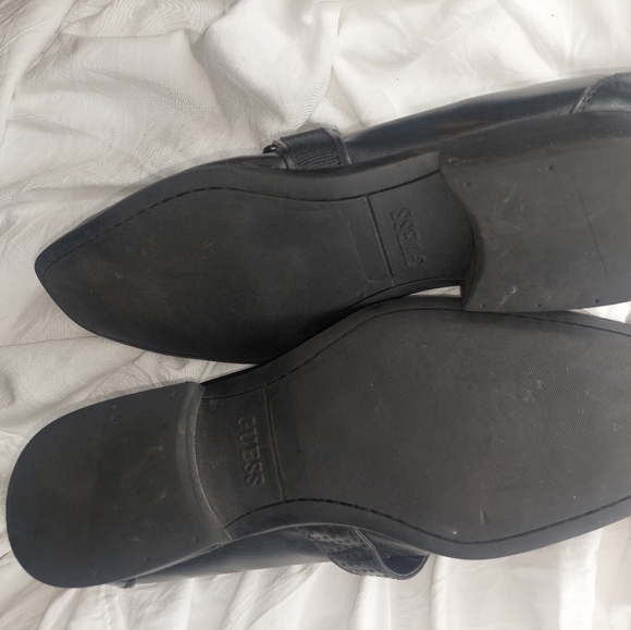 GUESS Men's Buckle dress shoes - Picture 3 of 6